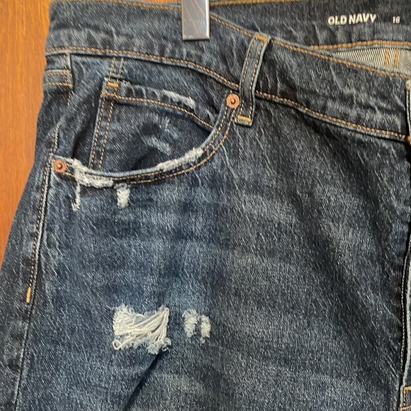 NWT Old Navy High Rise Distressed Slouchy Straight Jeans - Picture 4 of 16